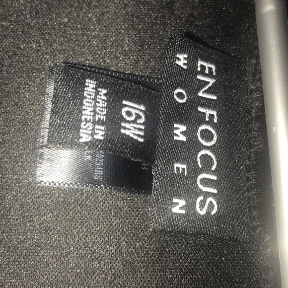 Dress - Picture 4 of 5